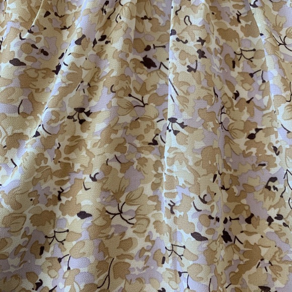 Karlie dress - floral tiered short dress. Never worn. No tag - Picture 4 of 4